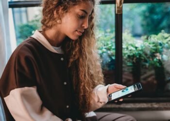 Gen Z supersavers help propel IRA contributions to record highs