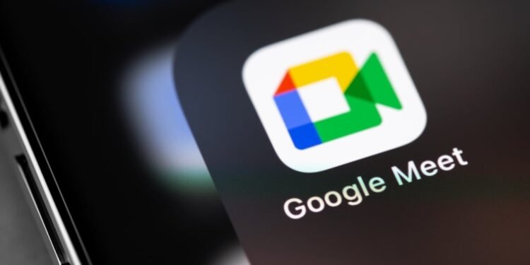 Google Meet Is Now Available in CarPlay