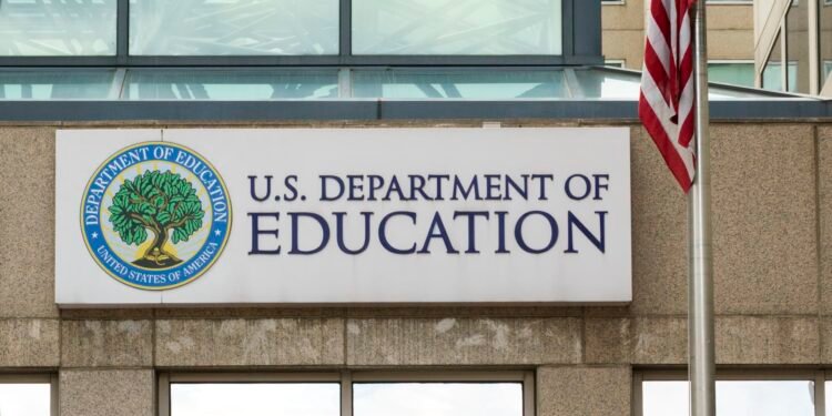 Grad PLUS rules unclear, financial aid group says