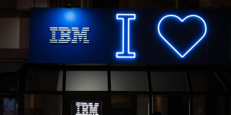 IBM’s stock falls as software revenue underwhelms