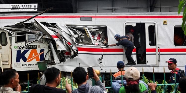 Indonesia train crash toll rises to 14 as rescuers complete evacuation