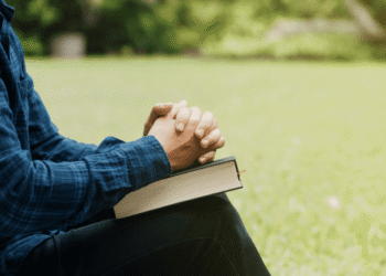 Is the stock market open today for Good Friday? Will banks and the post office be closed?