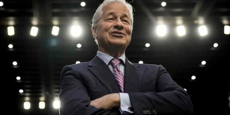 JPMorgan’s markets and investment banking revenue surge, but here’s why the stock is pulling back