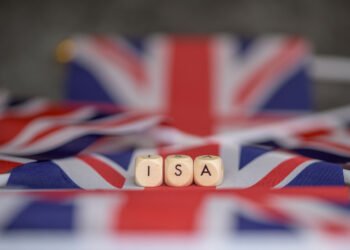 LTAFs gain ground as retail access to private markets widens