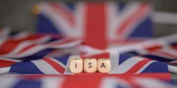 LTAFs gain ground as retail access to private markets widens