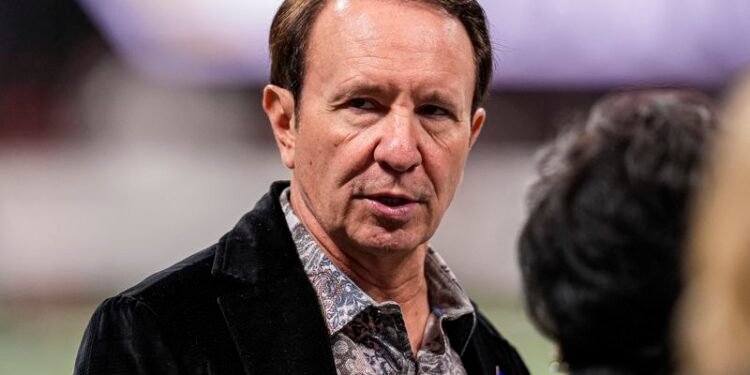 Louisiana governor plans to suspend May primary to redraw US House map, Washington Post reports