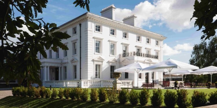 Mera secures £100m from US credit fund to deploy into new UK real estate JV department