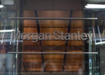 Morgan Stanley beats Wall Street earnings forecasts — by a long way