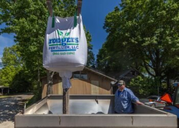 Most U.S. farmers can’t afford all the fertilizer they need this year. Opening the Strait of Hormuz comes too late.