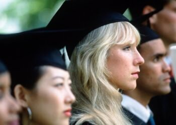 New college graduates face a tough job market: Money moves to help