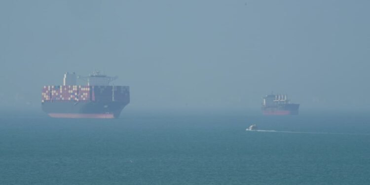 Oil prices climb to four-year high above $120 after report that Trump is considering further military action in Iran