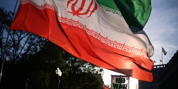 Oil prices struggle for gains ahead of talks between U.S. and Iran, with cease-fire on the line