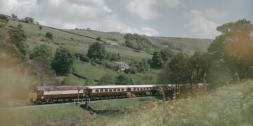 On the Northern Belle, Agrestic Views of Wales and Scotland Pair With Champagne