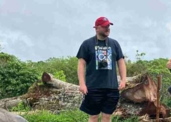 Retire Early Without the Six-Figure Salary – Millennial Revolution