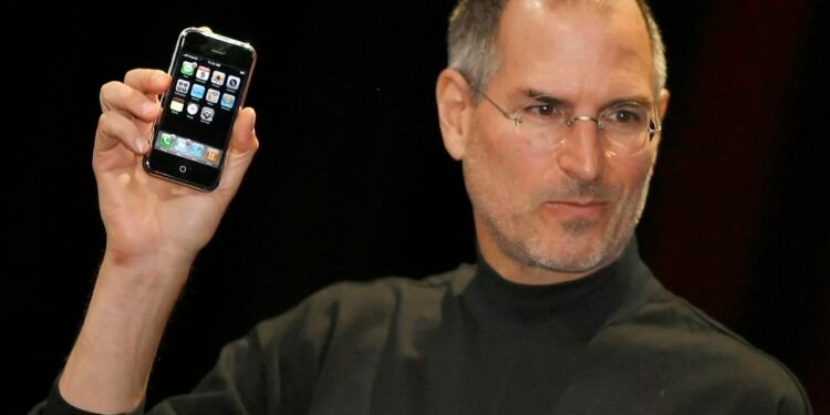 Sequoia Capital’s early investment in a trillion-dollar tech giant with ‘questionable’ management