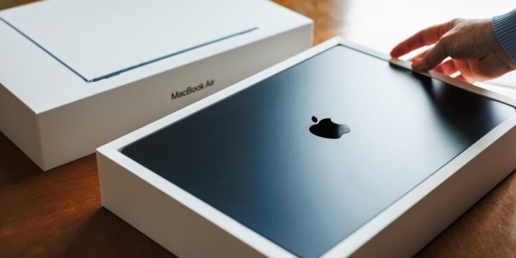 Six Things to Know When Switching From Windows to macOS