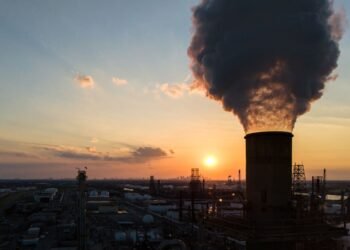 SocGen benchmarked the Iran war to every crisis since 1956. Here’s when oil prices return to normal.