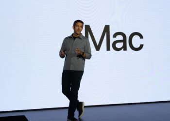 Stocks making the biggest moves after hours: AAPL, RBLX, RDDT, ROKU