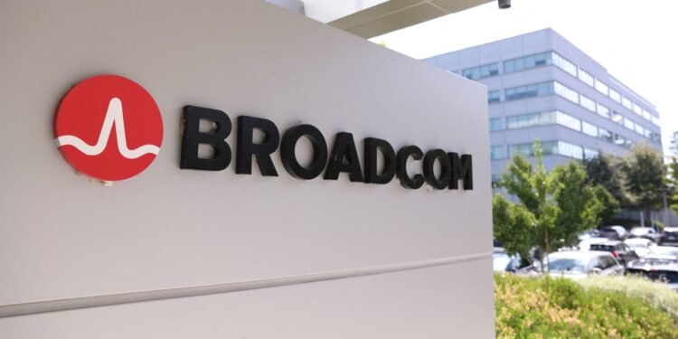 Stocks making the biggest moves premarket: AVGO, UNH, CASY