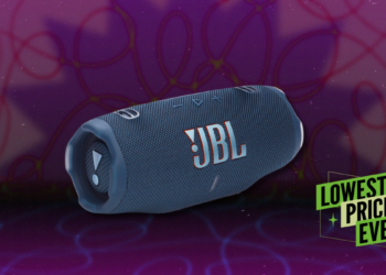 The JBL Charge 6 Speaker Is $90 Off Right Now