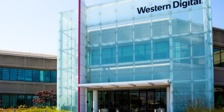 The memory trade is faltering as Western Digital’s stock slides in the face of earnings beat