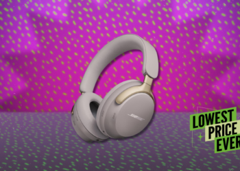 These Bose QuietComfort Ultra Headphones Are Nearly $200 Off Right Now