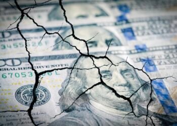 These charts show the cracks in the stock market are widening