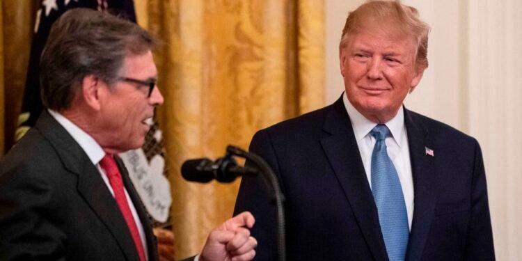 This AI power company ousted its CEO. Why that could help it sign up its first customer.