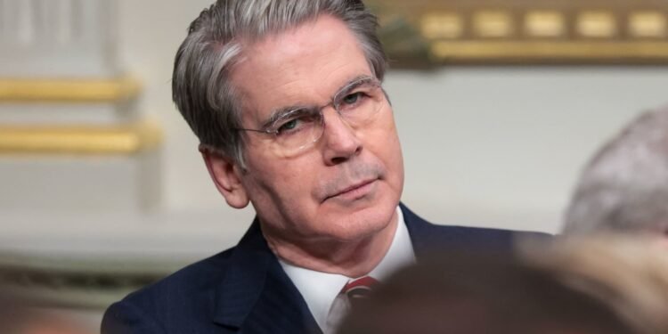 Treasury Secretary Bessent now says it's OK for the Fed to wait to lower rates amid oil surge