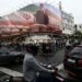 Trump holds talks on prolonged Iran blockade, urges Tehran to reach a deal