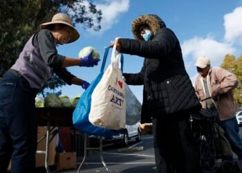 U.S. economy is sagging with war in Iran a major source of uncertainty for business, Fed’s ‘beige book’ finds