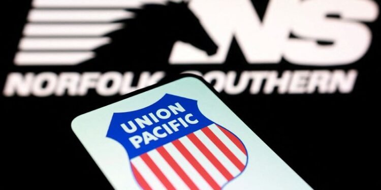 US railroads Union Pacific, Norfolk Southern seek approval for $85 billion merger