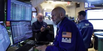 Wall Street extends losses after Fed decision, big tech earnings on tap