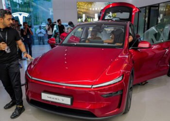 Why SpaceX’s IPO could put pressure on Tesla’s stock