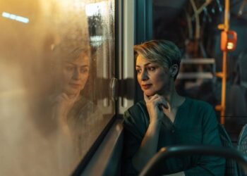 ‘AI genuinely freaks me out’: Do I leave my $150,000 job for a $215,000 role in data analytics — with a 50-minute commute?