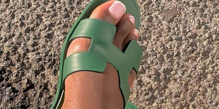 11 Early Summer Pedicure Colors That Go With Everything