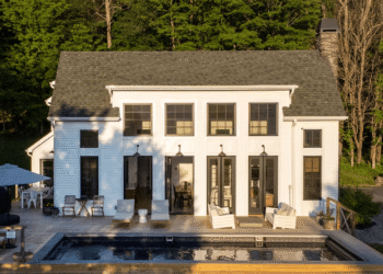11 Summer-Friendly Airbnbs Near NYC, With Access to Pools, Lakes, and Beaches