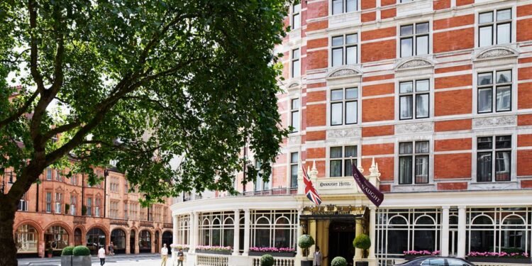 14 Best Hotels in Mayfair, London's Chicest Corner