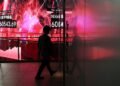 AI rally pauses as Middle East ceasefire goes on ’life support’