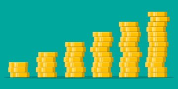 Apollo pulls in $6.5bn as hybrid strategy gains traction