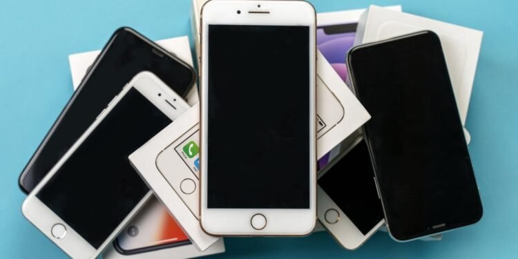 Apple Will Now Give You More Trade-In Value for These iPhones, iPads, and Macs