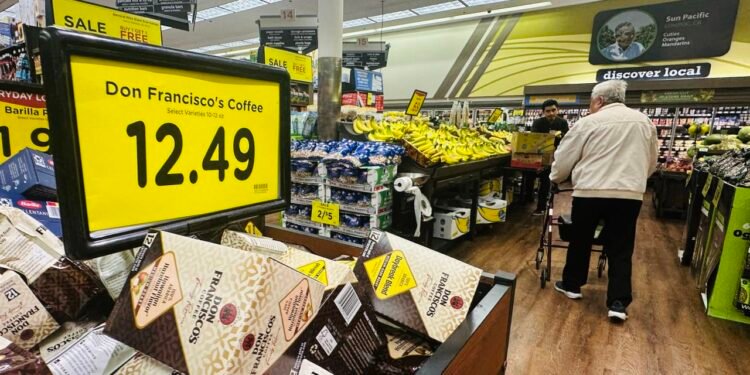 Are businesses passing on higher energy costs to their customers? Fed minutes may have the answer.