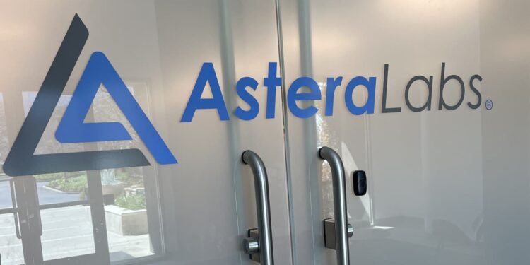 Astera Labs’ stock climbs as the company strives to make AI chips more powerful