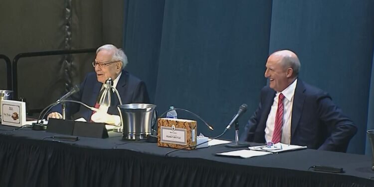 Berkshire Hathaway returns to airlines with $2.6 billion stake in Delta Air Lines