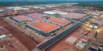 'Biggest bottleneck in the AI buildup' fuels DRAM ETF to record