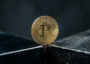 Bitcoin Price Battles Sideways as Futures Markets Rally