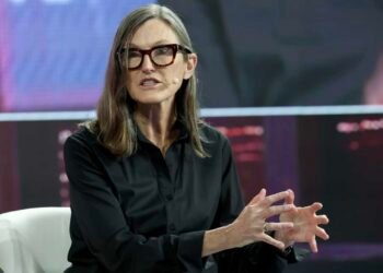Cathie Wood’s flagship fund is largely missing out on a booming tech-fueled bull run