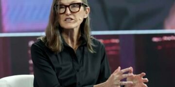 Cathie Wood’s flagship fund is largely missing out on a booming tech-fueled bull run