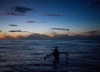China patrols Scarborough Shoal after Philippines warns of threat