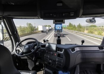 China’s self-driving truck leaders say AI breakthroughs won’t accelerate rollout — here’s why